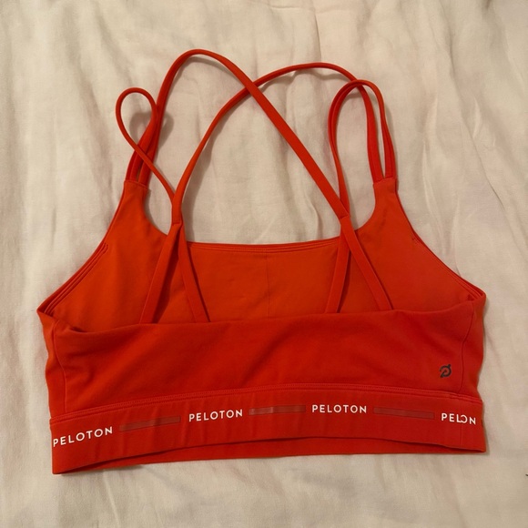 ✨ Like New Peloton Cadent Speed Up Strappy Sports Bra ✨ - Picture 4 of 4